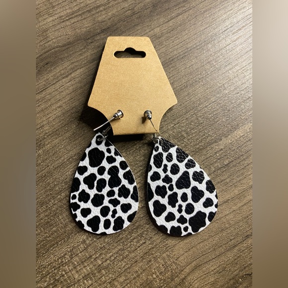 Cow Print Water Drop Earrings - Picture 3 of 3